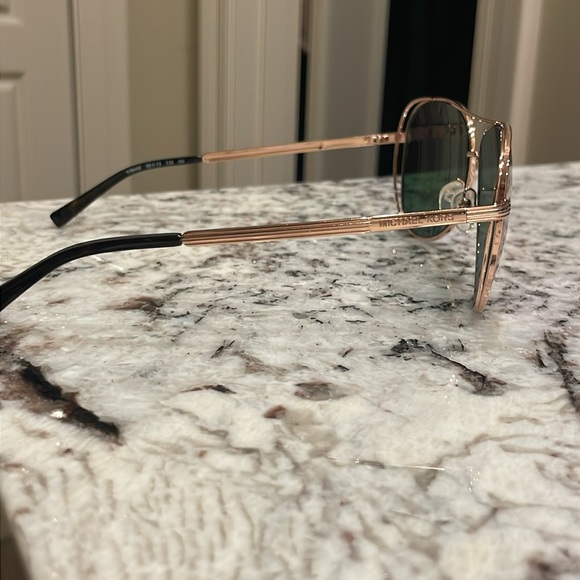 NEVER WORN - Michael Kors Sunglasses (Comes with Michael Kors Sunglass Case) - Picture 5 of 8